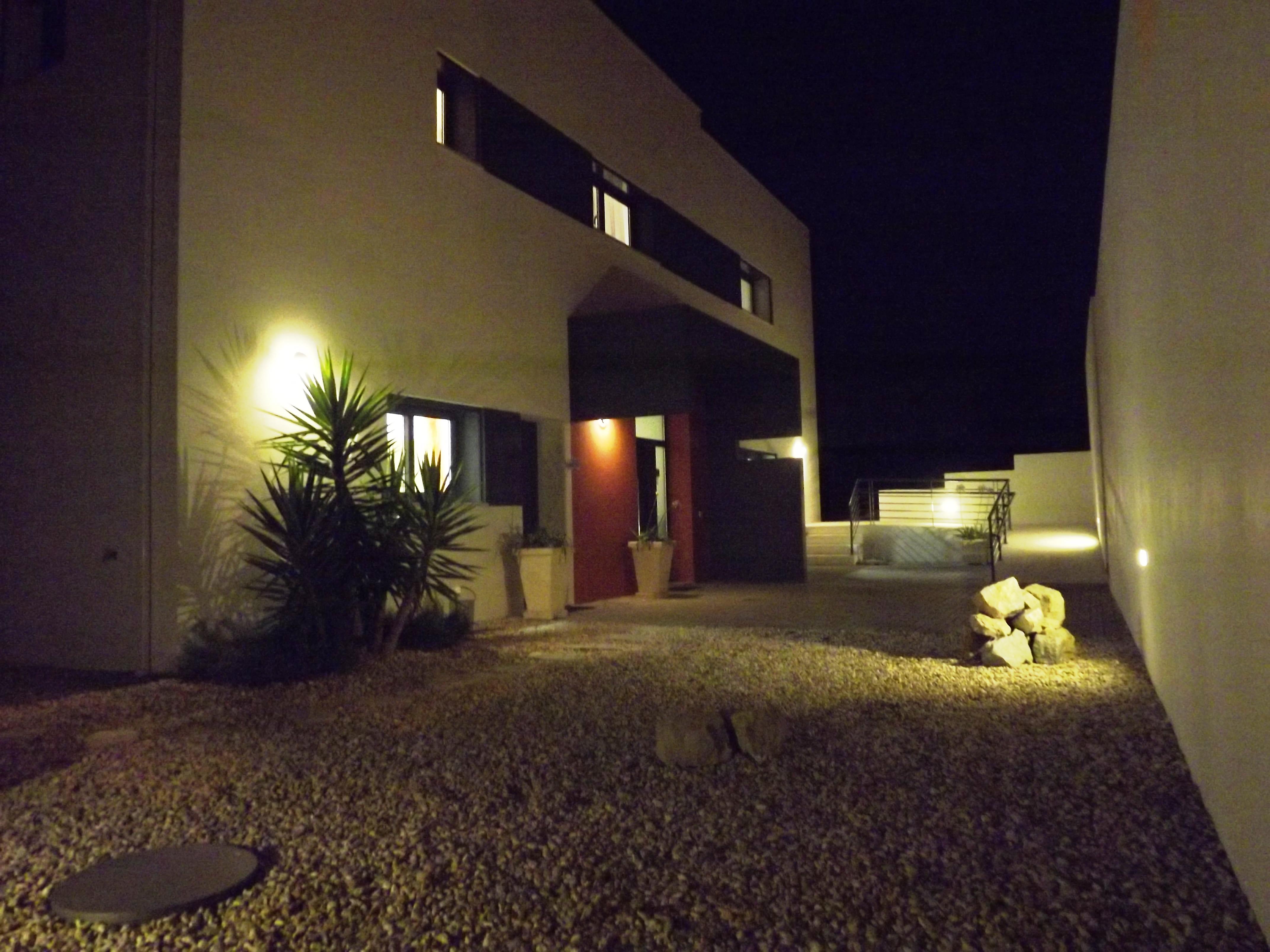Casa Ceedina Bed And Breakfast & Beauty Batalha Exterior foto