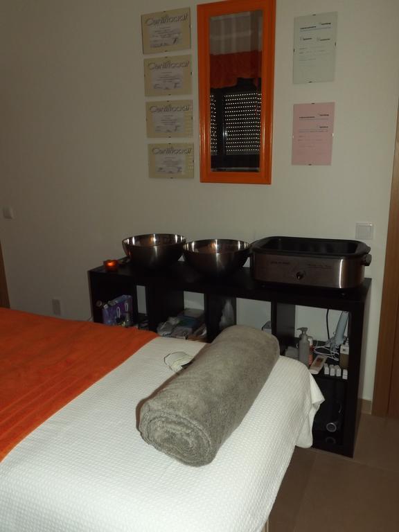 Casa Ceedina Bed And Breakfast & Beauty Batalha Exterior foto