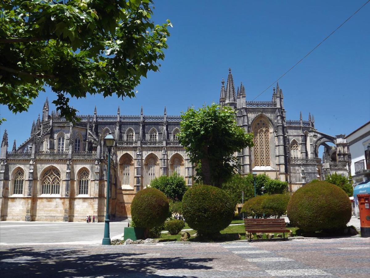 Casa Ceedina Bed And Breakfast & Beauty Batalha Exterior foto