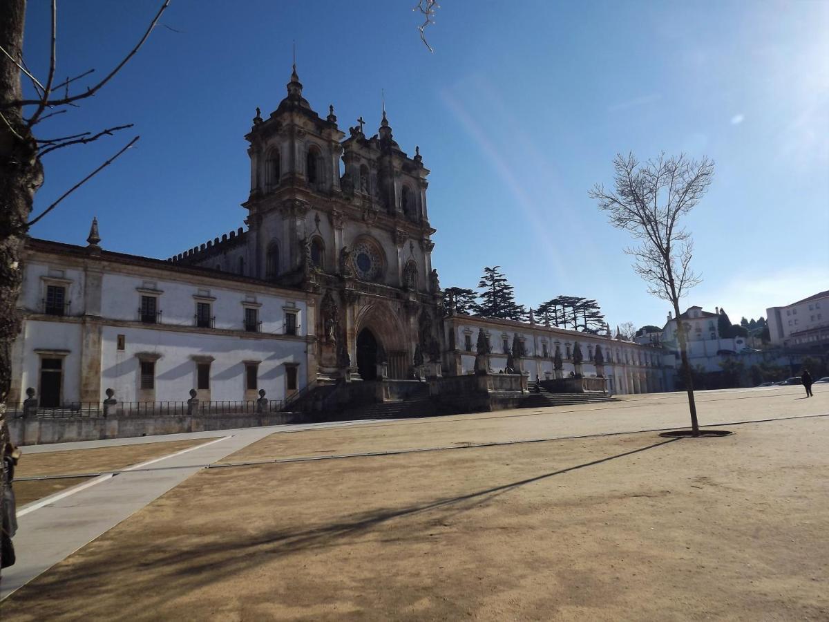 Casa Ceedina Bed And Breakfast & Beauty Batalha Exterior foto